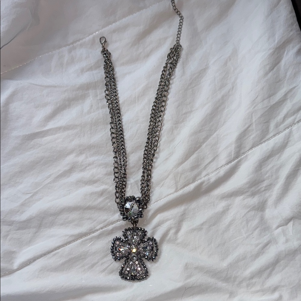 Elegant Silver Cross Pendant Necklace